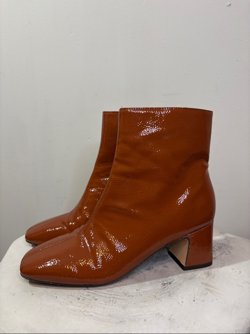 Urban Outfitters Rich Brown Patent Leather Boots Block Heel Sleek Ankle Booties